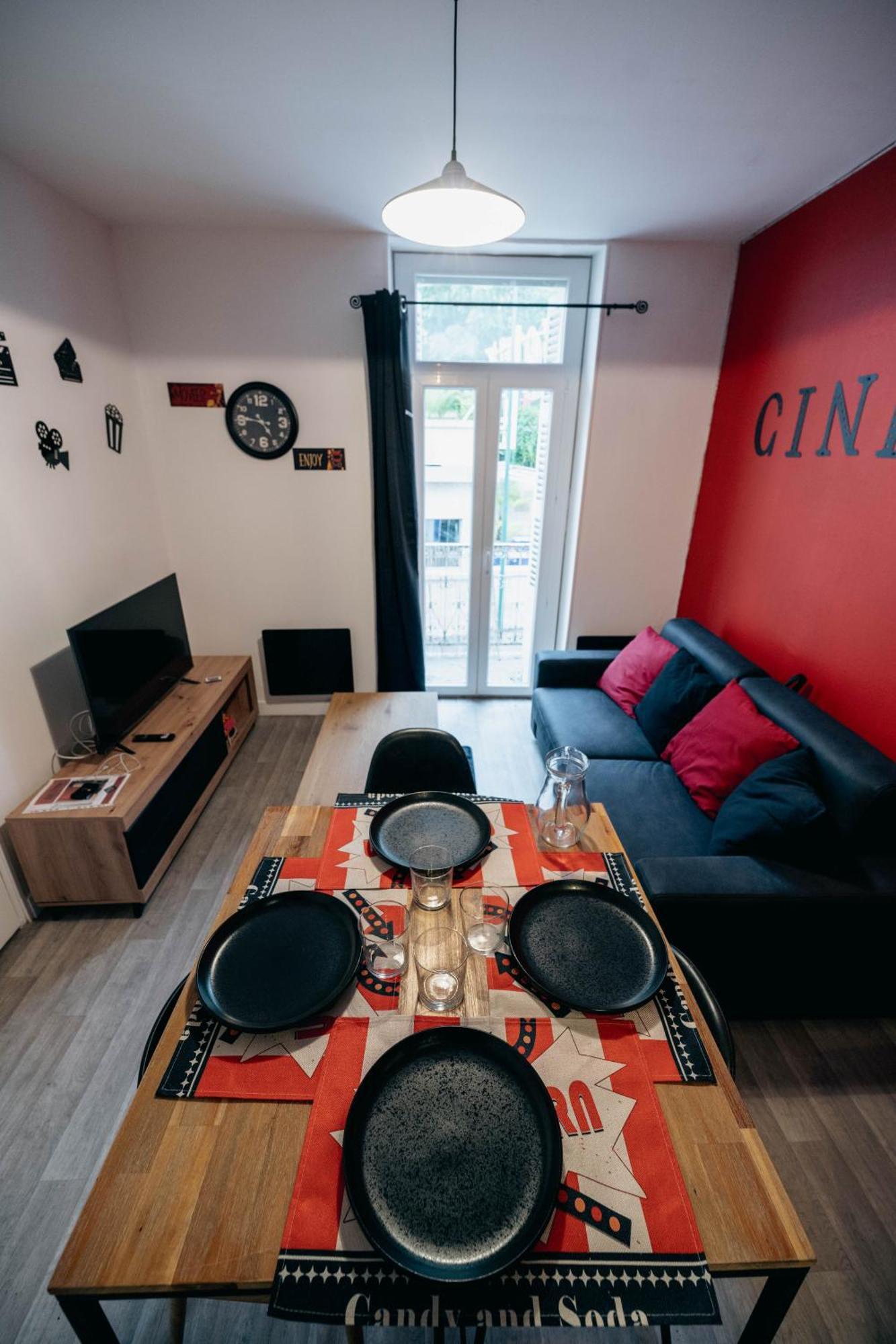 Le Sejour Cine-Proche Du Centre-Wifi-Parking Apartment Lourdes Room photo