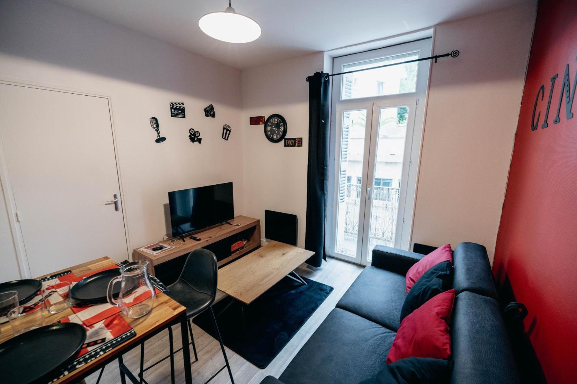 Le Sejour Cine-Proche Du Centre-Wifi-Parking Apartment Lourdes Room photo